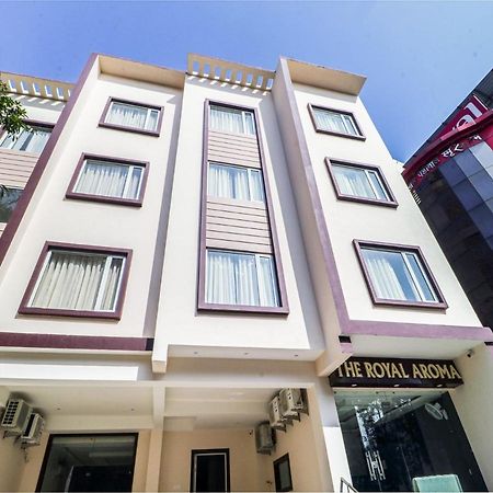Oyo Townhouse 853 Hotel The Royal Aroma Haridwār Dış mekan fotoğraf