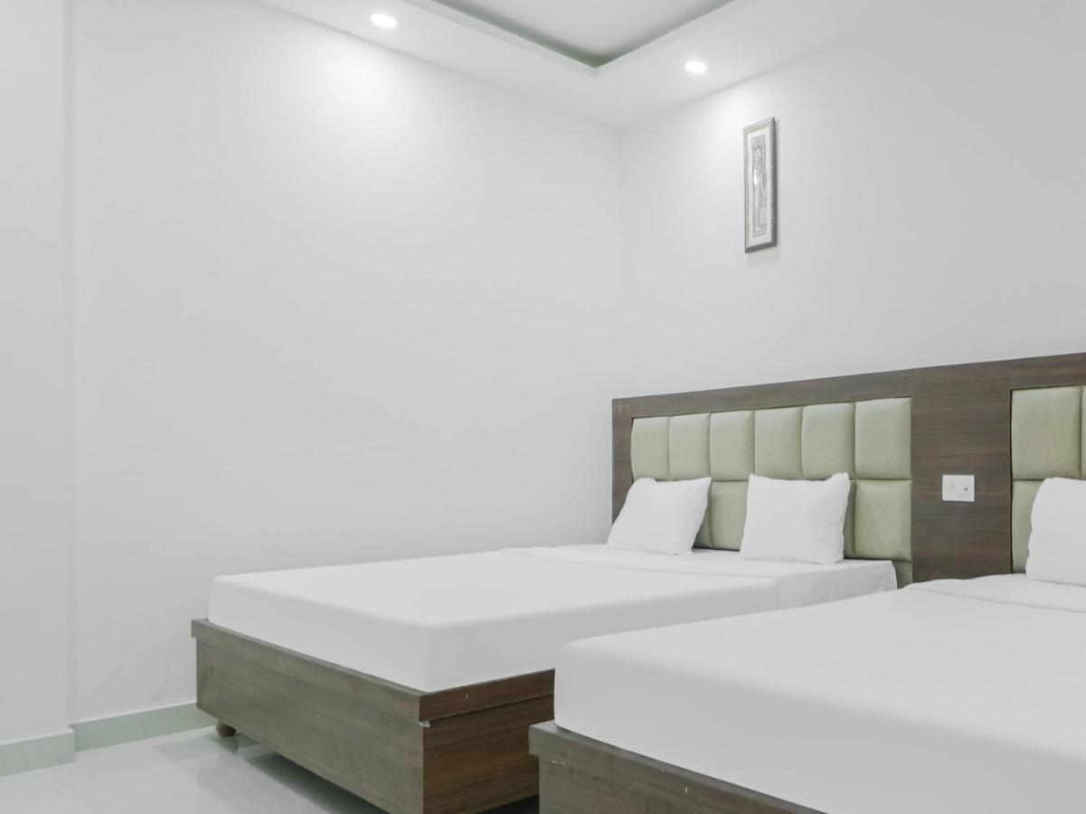 Oyo Townhouse 853 Hotel The Royal Aroma Haridwār Dış mekan fotoğraf