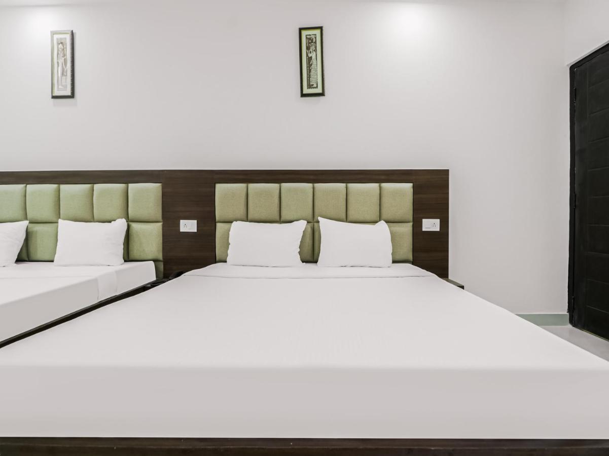 Oyo Townhouse 853 Hotel The Royal Aroma Haridwār Dış mekan fotoğraf