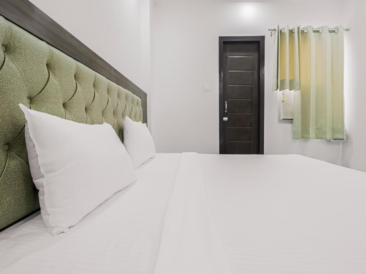 Oyo Townhouse 853 Hotel The Royal Aroma Haridwār Dış mekan fotoğraf